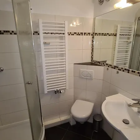Terrassenhaus, 95 דוהנן